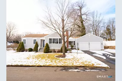 15 Ridgebrook Drive, Bridgeport, CT 06606 - Photo 1