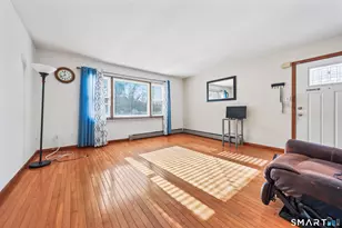 151 Downes St, Waterbury, CT 06704 - Photo 2