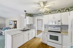 12 Beechwood Dr, Waterford, CT 06385 - Photo 12