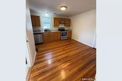 151 Quaker Lane South #3rd Floor, West Hartford, CT 06119 - Photo 6