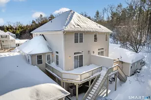 10 Trout Brook Cir, Newtown, CT 06470 - Photo 38