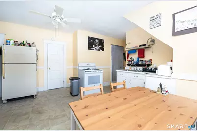 28 Nesbit Avenue, West Hartford, CT 06119 - Photo 22