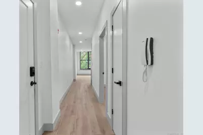 111 Bank Street #2B, Waterbury, CT 06702 - Photo 6