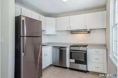 239 Old Farms Road #APT 7C, Avon, CT 06001 - Photo 6