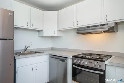 239 Old Farms Road #APT 7C, Avon, CT 06001 - Photo 8