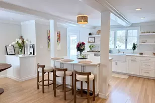 24 Elm St, Wethersfield, CT 06109 - Photo 4