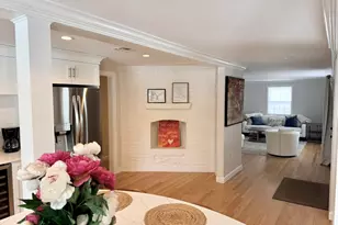 24 Elm St, Wethersfield, CT 06109 - Photo 8