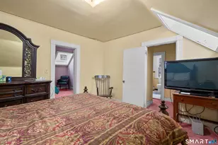 32 Lincoln Ave, Norwalk, CT 06854 - Photo 10