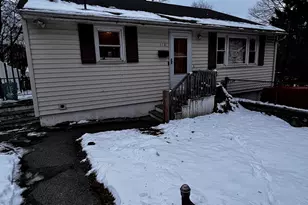 110 Middle St, Waterbury, CT 06706 - Photo 1