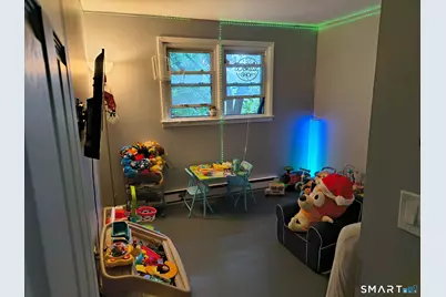 110 Middle Street, Waterbury, CT 06706 - Photo 18