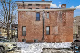 15 Hughes Pl, New Haven, CT 06511 - Photo 2