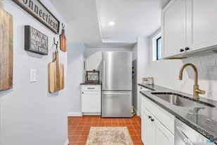 15 Hughes Pl, New Haven, CT 06511 - Photo 24