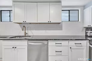 15 Hughes Pl, New Haven, CT 06511 - Photo 20