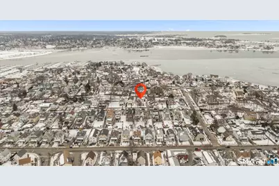 32 Lincoln Avenue, Norwalk, CT 06854 - Photo 2