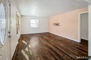 31 Farmwood Rd, Waterbury, CT 06704 - Photo 4