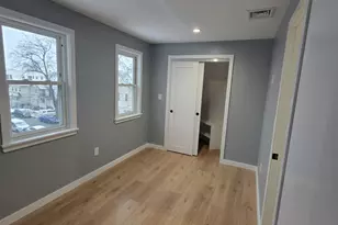 417 Poplar St, New Haven, CT 06513 - Photo 2