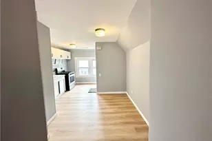173 Coleman St, Bridgeport, CT 06604 - Photo 2