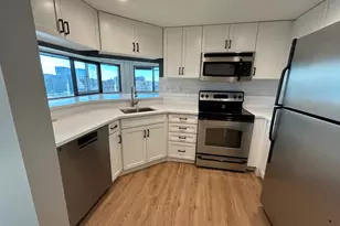 127 Greyrock Pl, Stamford, CT 06901 - Photo 2