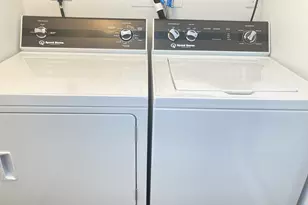 29 Sterling Pl, Stamford, CT 06907 - Photo 12