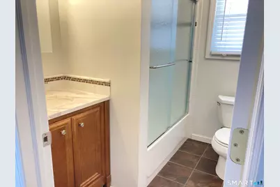 29 Sterling Place, Stamford, CT 06907 - Photo 14