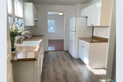 29 Sterling Place, Stamford, CT 06907 - Photo 10