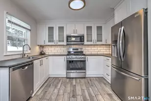 7 Hale Dr, Ansonia, CT 06401 - Photo 14