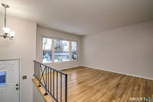 7 Hale Dr, Ansonia, CT 06401 - Photo 4