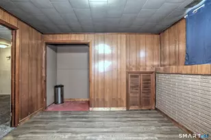 7 Hale Dr, Ansonia, CT 06401 - Photo 28