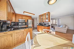 45 Atlantic St, New Britain, CT 06053 - Photo 8