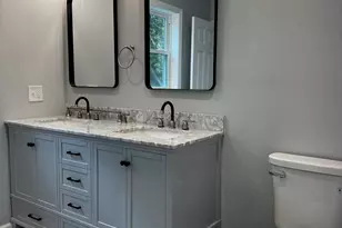 410 Alba Ave, Bridgeport, CT 06606 - Photo 26