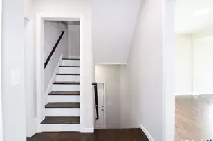 356 Beechmont Ave, Bridgeport, CT 06606 - Photo 8