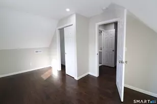 356 Beechmont Ave, Bridgeport, CT 06606 - Photo 32