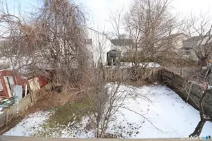 356 Beechmont Ave, Bridgeport, CT 06606 - Photo 38