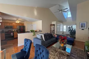 162 Thistle Pond Dr, Bloomfield, CT 06002 - Photo 6