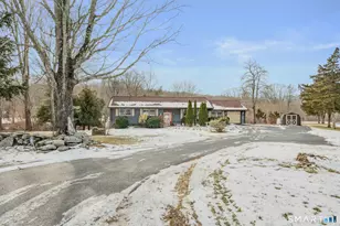 1040 E Lake Rd, Montville, CT 06370 - Photo 2