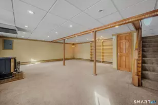 1040 E Lake Rd, Montville, CT 06370 - Photo 22