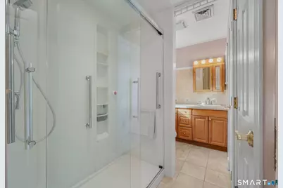 1040 East Lake Road, Montville, CT 06370 - Photo 16