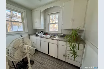 130 Norwood Avenue, New London, CT 06320 - Photo 6