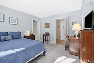 8 Eaton Circle, West Hartford, CT 06117 - Photo 14