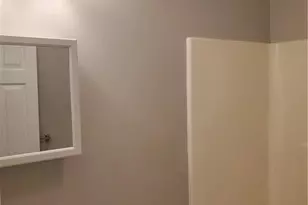 83 Midway Oval, Groton, CT 06340 - Photo 6