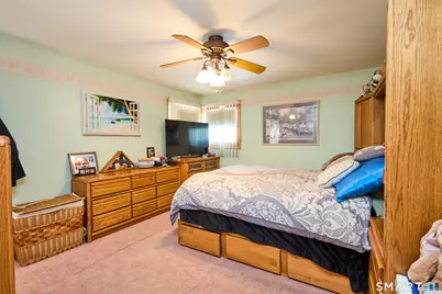 121 Campbell Road, Trumbull, CT 06611 - Photo 18