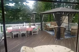 121 Campbell Rd, Trumbull, CT 06611 - Photo 30