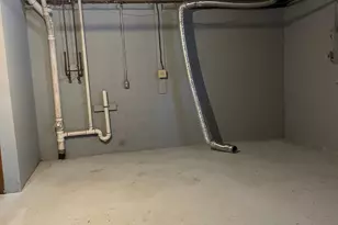 20 Spring Hill Ave, Norwalk, CT 06850 - Photo 14