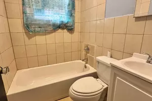 26 Lander St, New Haven, CT 06511 - Photo 8