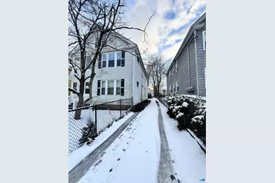 26 Lander Street, New Haven, CT 06511 - Photo 2