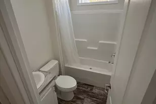 435 High St, Groton, CT 06355 - Photo 8