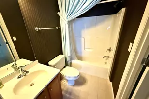 117 Country Club Dr, Oxford, CT 06478 - Photo 28