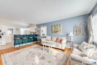 24 Lorraine Court, East Hartford, CT 06105 - Photo 2