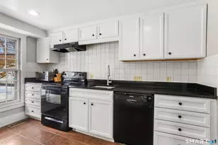 49 Indian Harbor Dr, Greenwich, CT 06830 - Photo 6