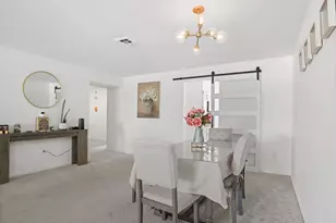 192 Gillies Ln, Norwalk, CT 06854 - Photo 4